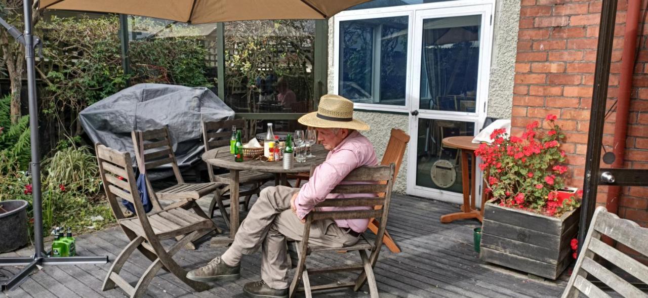 100 Year Old English Character House Hotel Timaru Buitenkant foto