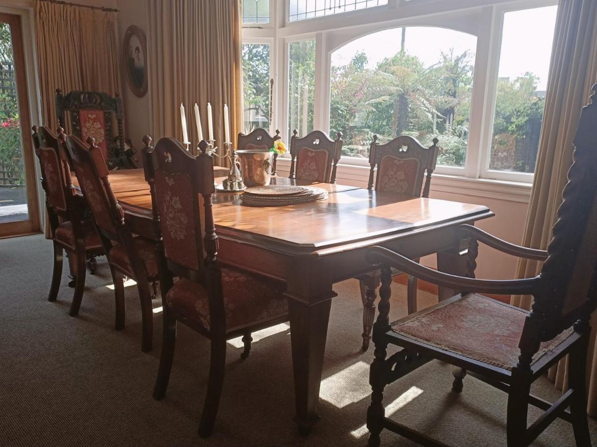 100 Year Old English Character House Hotel Timaru Buitenkant foto